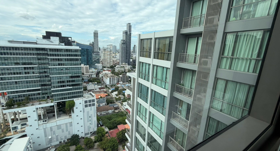 Wohnung zur Miete und zum Kauf mit 2 Zimmer in Watthana, Bangkok