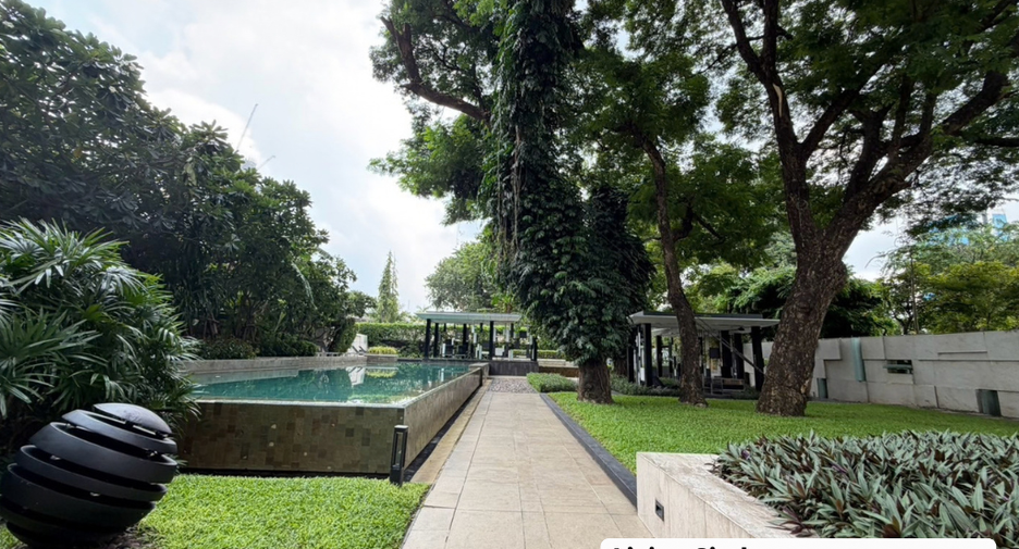 Wohnung zur Miete und zum Kauf mit 2 Zimmer in Watthana, Bangkok