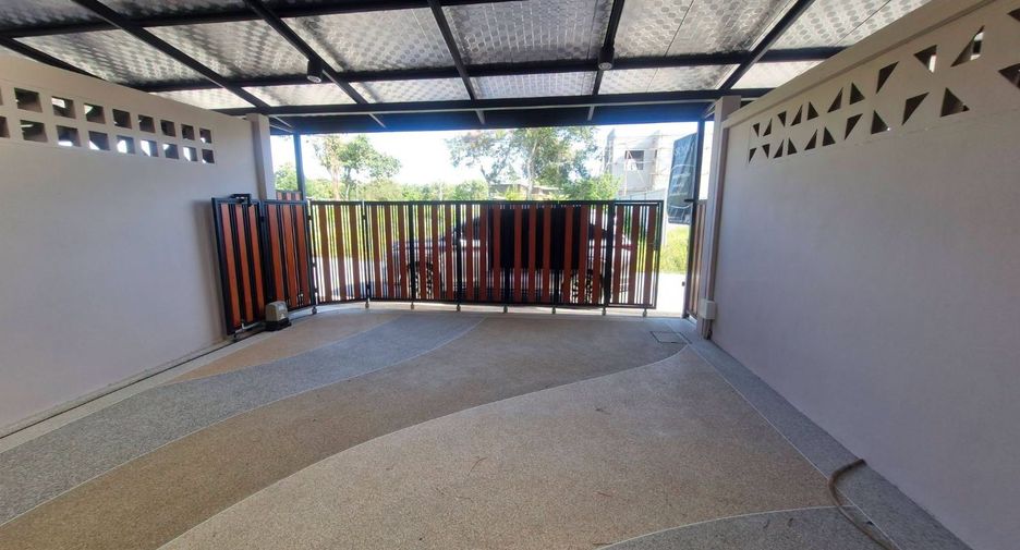 For sale 3 bedrooms house in Bang Saray, Pattaya
