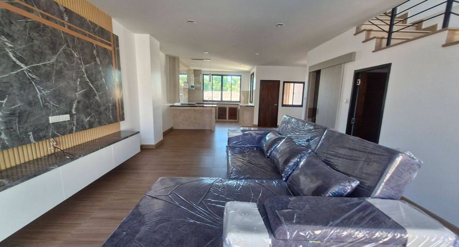 For sale 3 bedrooms house in Bang Saray, Pattaya