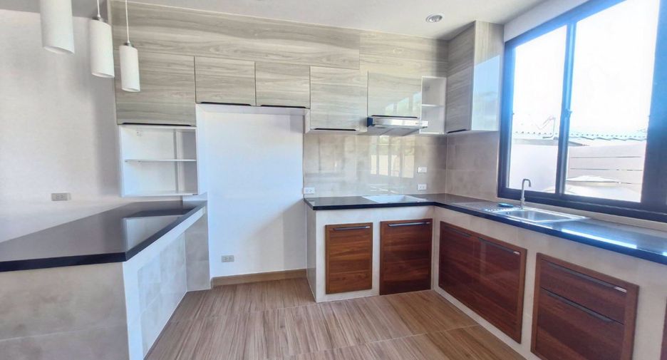 For sale 3 bedrooms house in Bang Saray, Pattaya