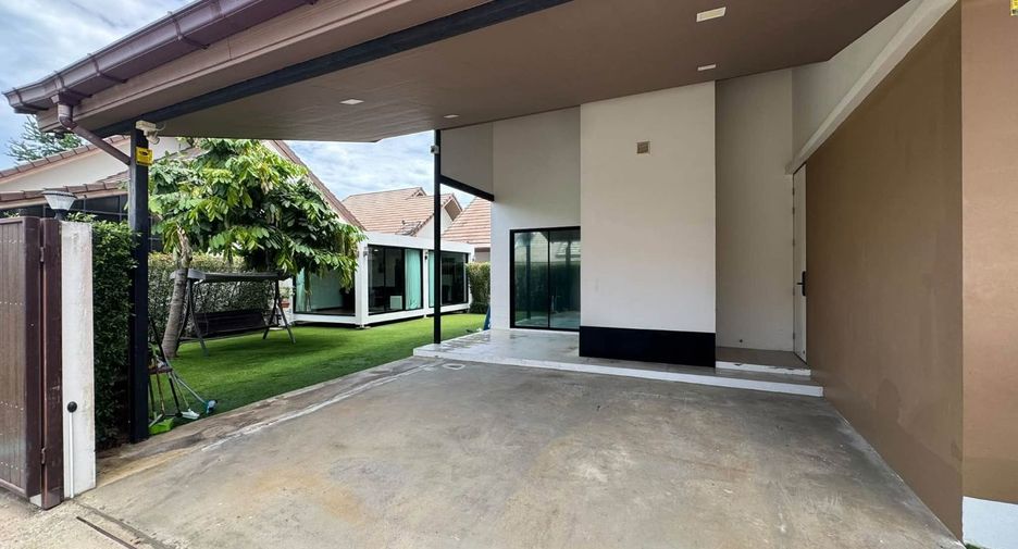 For rent 3 bedrooms house in Huay Yai, Pattaya