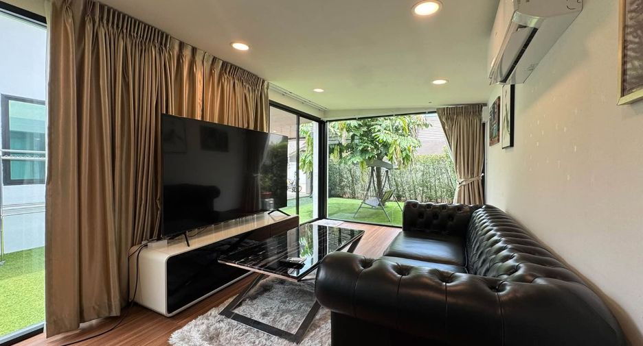 For rent 3 bedrooms house in Huay Yai, Pattaya