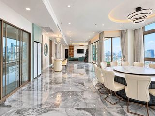 For rent and for sale 4 bedrooms condo in Watthana, Bangkok