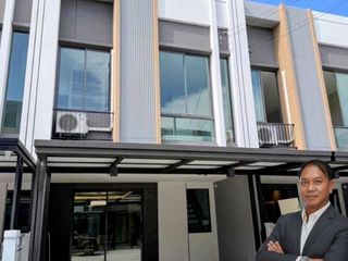 For rent 3 bedrooms townhouse in Bang Phli, Samut Prakan