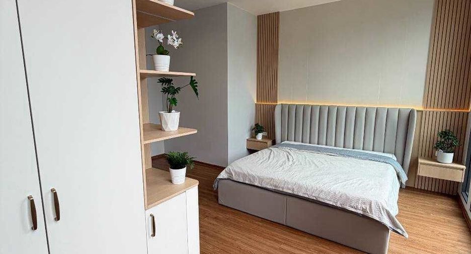 For rent 3 bedrooms townhouse in Bang Phli, Samut Prakan