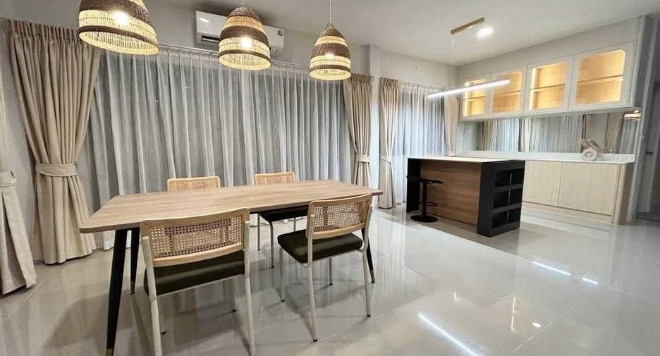 For rent 3 bedrooms house in Bang Phli, Samut Prakan