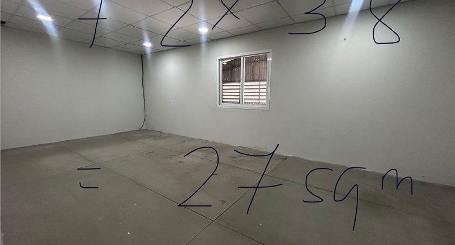 For rent 2 bedrooms warehouse in Sam Phran, Nakhon Pathom