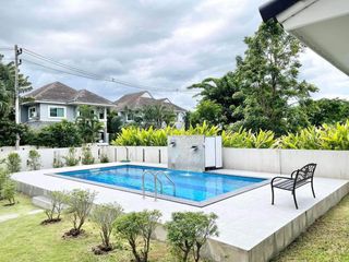 Villa zur Miete mit 6 Zimmer in San Sai, Chiang Mai