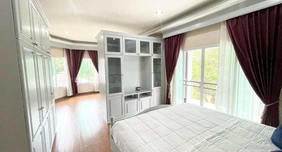 For rent 6 bedrooms villa in San Sai, Chiang Mai