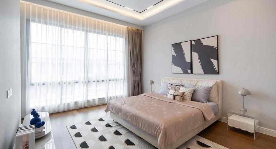 For sale and for rent 4 bedrooms house in Bang Kapi, Bangkok