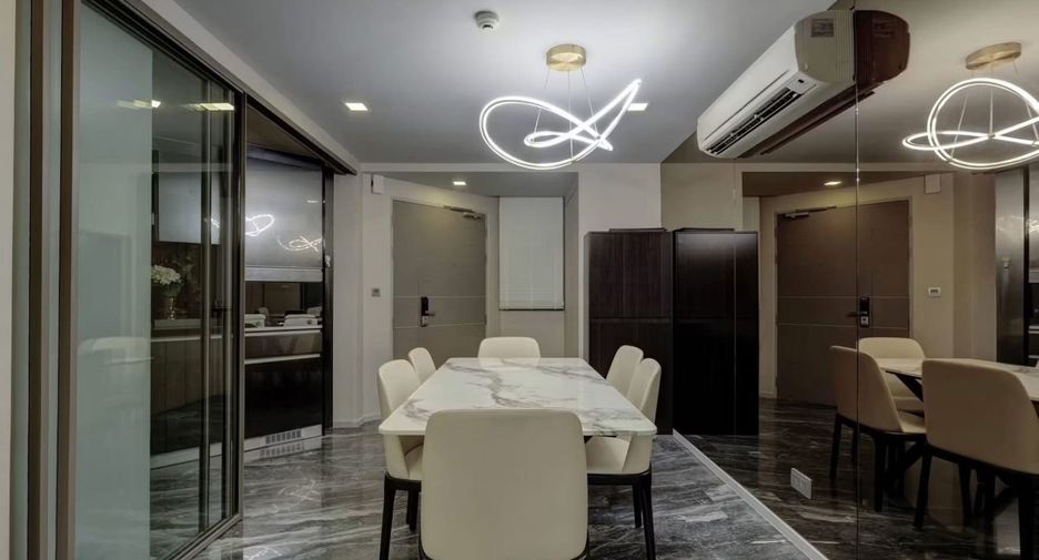 For rent 3 bedrooms condo in Watthana, Bangkok