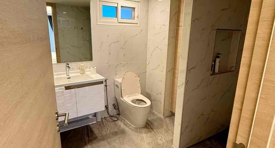 For sale 1 Beds condo in Bang Lamung, Chonburi