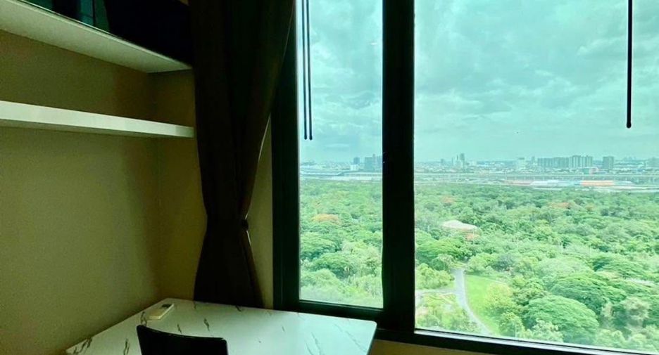 For rent 2 bedrooms condo in Chatuchak, Bangkok