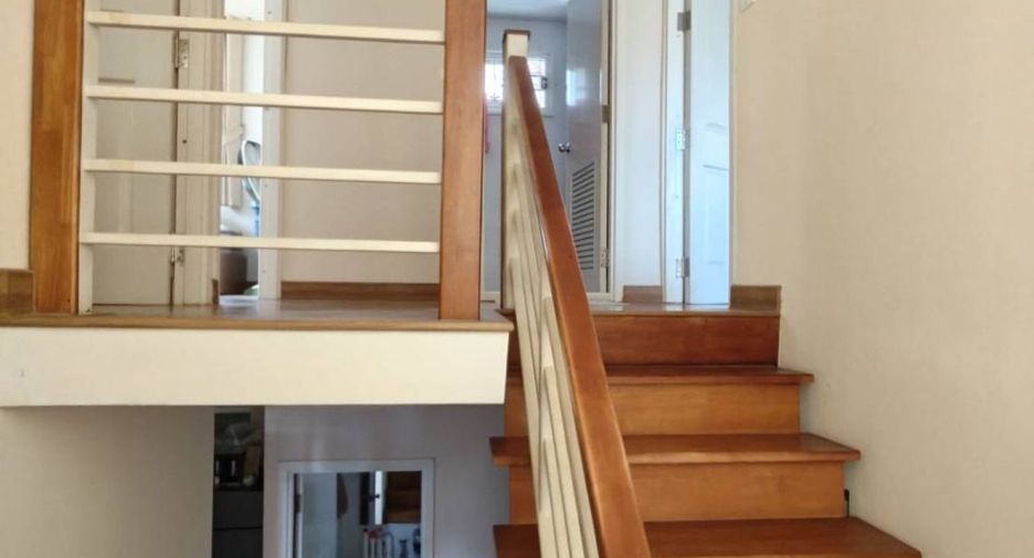 For sale 3 bedrooms house in Thung Khru, Bangkok