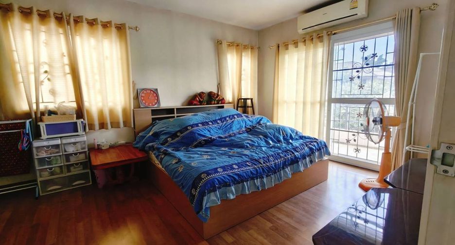 For sale 3 bedrooms house in Thung Khru, Bangkok