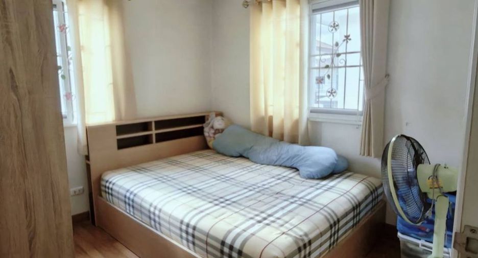 For sale 3 bedrooms house in Thung Khru, Bangkok