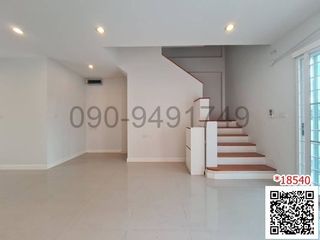 For rent 3 bedrooms townhouse in Phasi Charoen, Bangkok