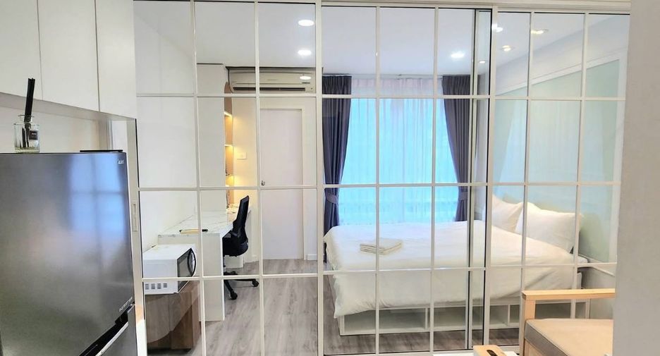 For rent 1 bed condo in Huai Khwang, Bangkok