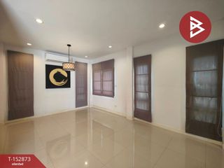 For sale 3 bedrooms house in Mueang Nakhon Pathom, Nakhon Pathom
