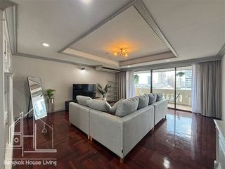 Apartamento en alquiler de 3 habitaciones en Watthana, Bangkok