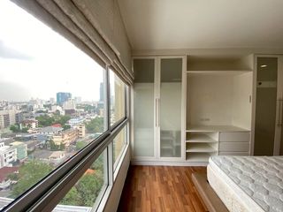 For rent and for sale 1 bed condo in Phaya Thai, Bangkok