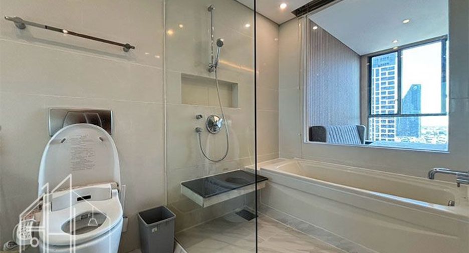 For rent 1 bed condo in Khlong Toei, Bangkok
