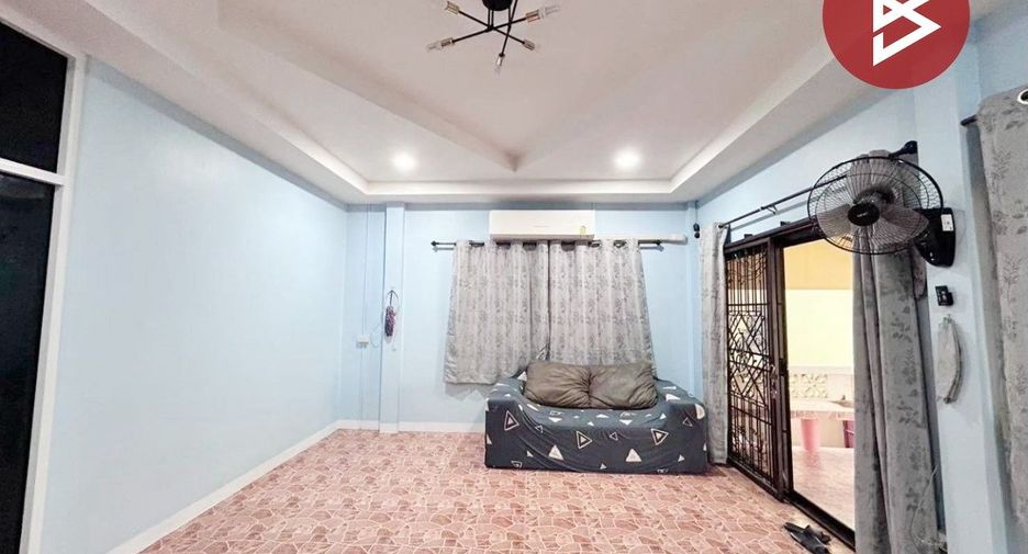 For sale 3 bedrooms house in Tap Khlo, Phichit