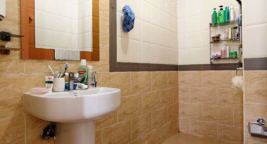 Продажа 4 спальни таунхаус в Нонг Кхаем, Бангкок