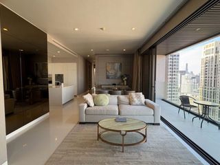 Condo en alquiler de 2 habitaciones en Khlong Toei, Bangkok