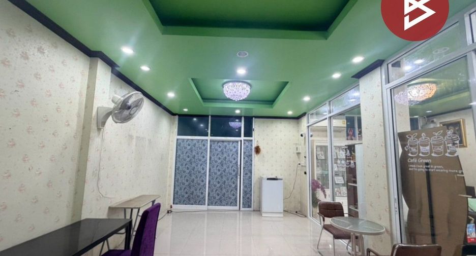 For sale 5 bedrooms retail Space in Mueang Nakhon Pathom, Nakhon Pathom