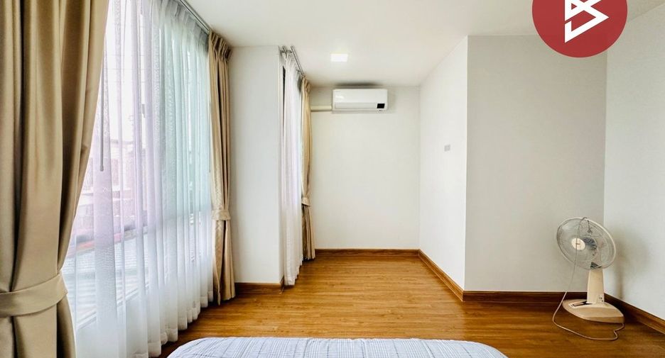 For sale 3 ベッドルーム retail Space in Bang Sao Thong, Samut Prakan