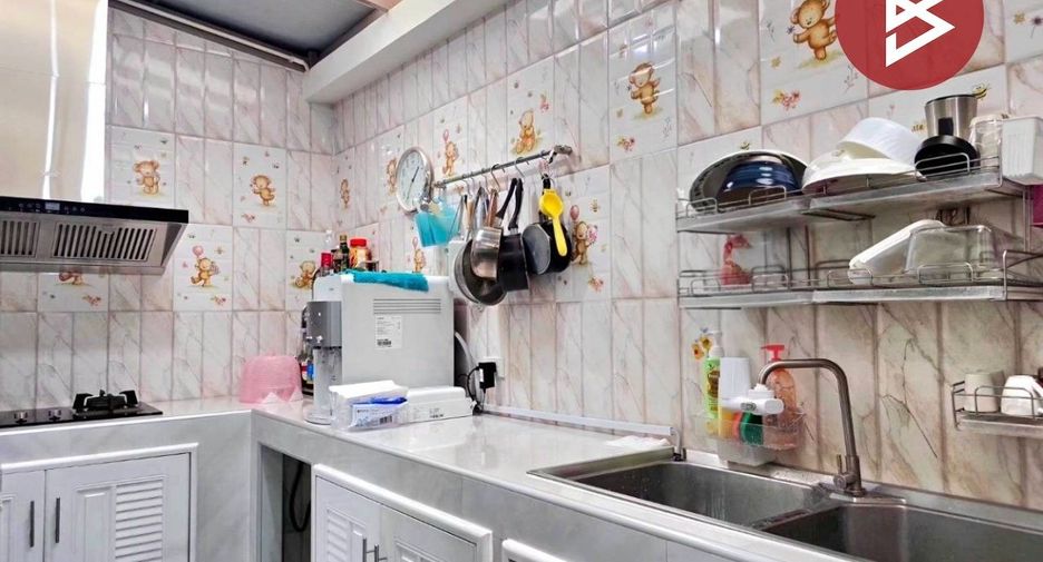 Casa adosada en venta de 4 habitaciones en Bang Khae, Bangkok