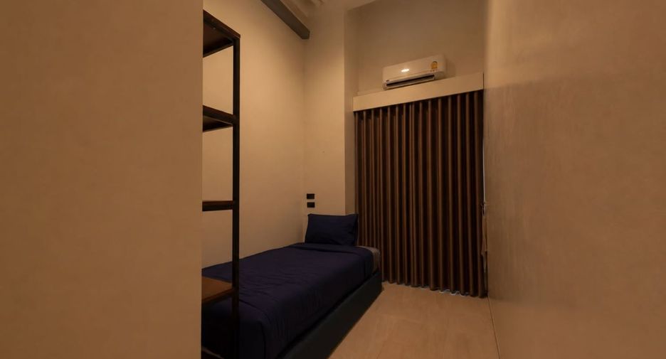 For rent 4 bedrooms retail Space in Mueang Samut Prakan, Samut Prakan