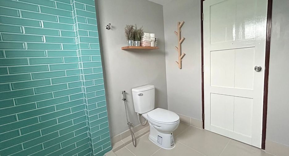 For rent 3 bedrooms house in Phra Khanong, Bangkok