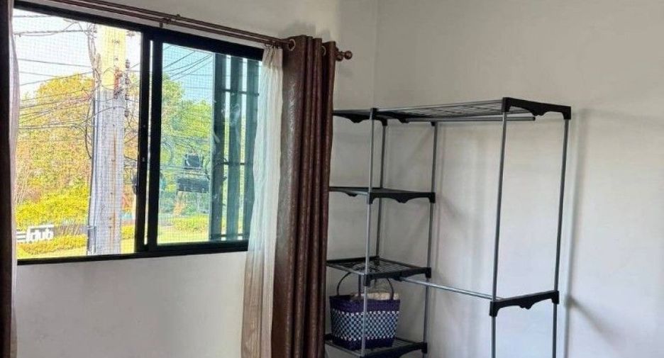 À vendre 3 chambres maison de ville à Bang Bo, Samut Prakan