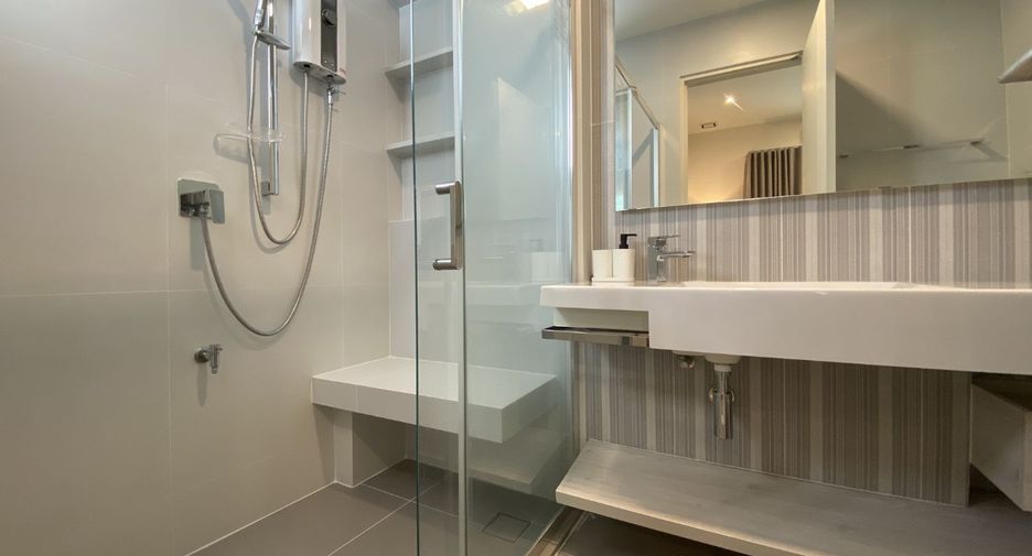 For rent 4 bedrooms house in Prawet, Bangkok