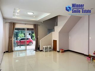 For rent 3 bedrooms townhouse in Bang Khun Thian, Bangkok