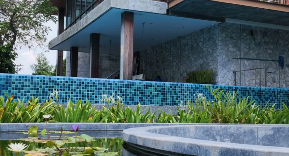 For rent and for sale 1 bed condo in Yan Nawa, Bangkok