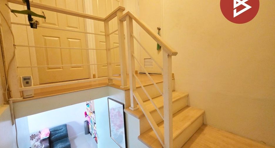 À vendre 3 chambres maison de ville à Bang Phli, Samut Prakan