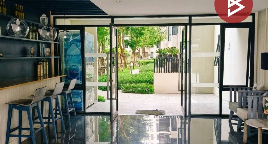 For sale 1 bed condo in Mueang Samut Prakan, Samut Prakan