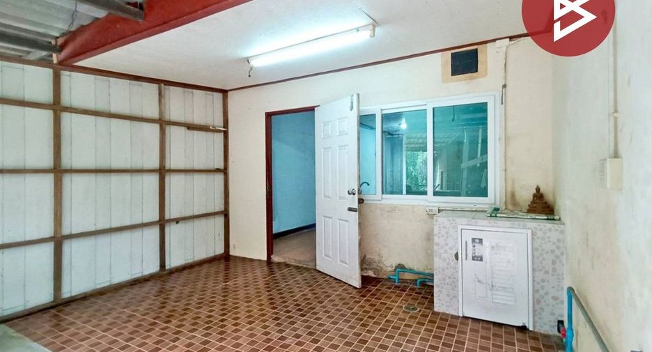 Reihenhaus zum Kauf mit 2 Zimmer in Wat Phleng, Ratchaburi