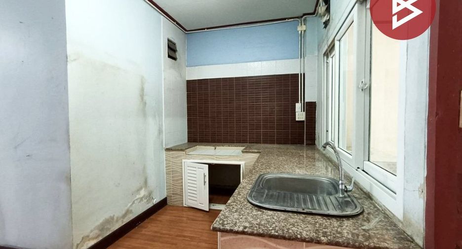Reihenhaus zum Kauf mit 2 Zimmer in Wat Phleng, Ratchaburi