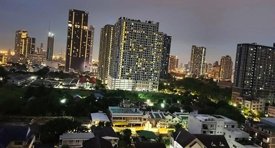 For rent 2 bedrooms condo in Suan Luang, Bangkok