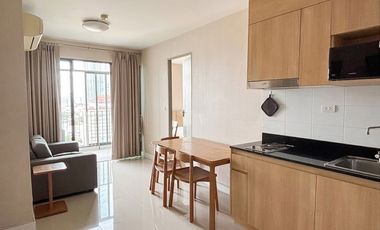 À louer 2 chambres condo à Bang Na, Bangkok