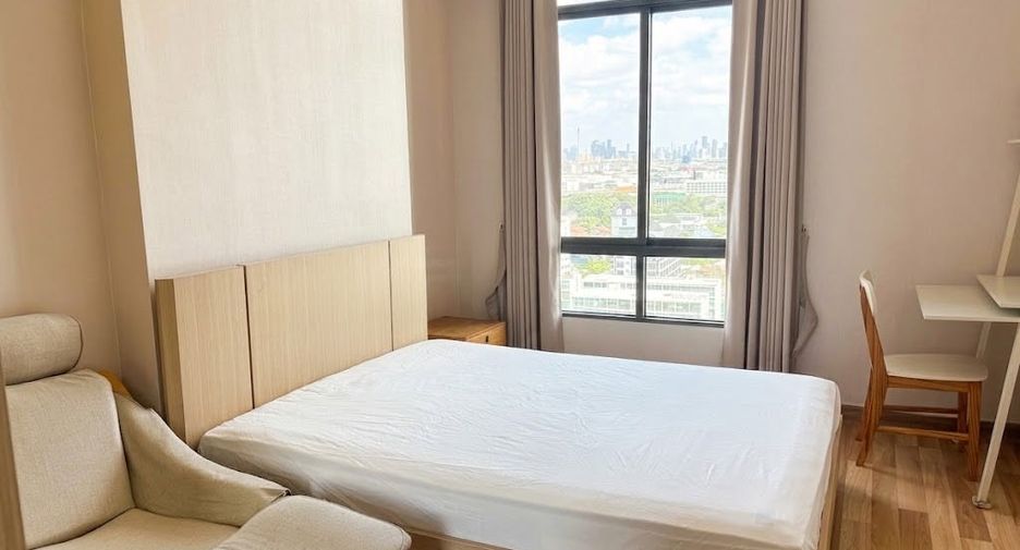 À louer 2 chambres condo à Bang Na, Bangkok