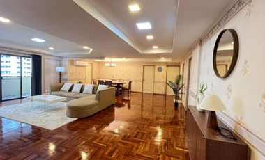 For rent 3 bedrooms condo in Watthana, Bangkok