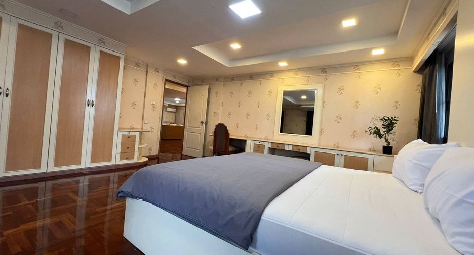 Wohnung zur Miete mit 3 Zimmer in Watthana, Bangkok