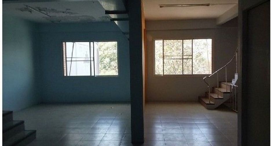 For sale 5 bedrooms retail Space in Phasi Charoen, Bangkok