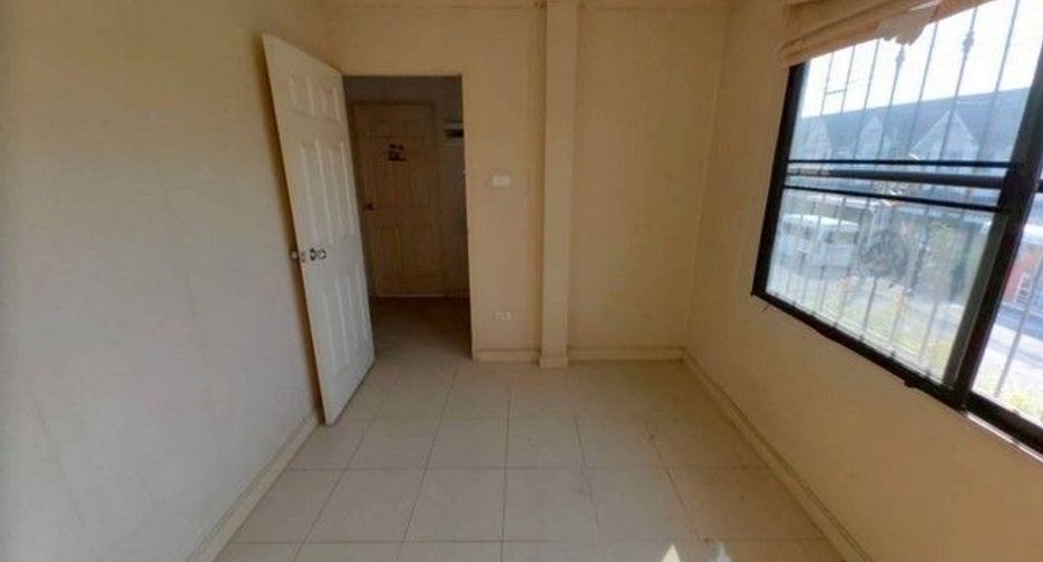 À vendre 1 chambre maison à Si Racha, Chonburi